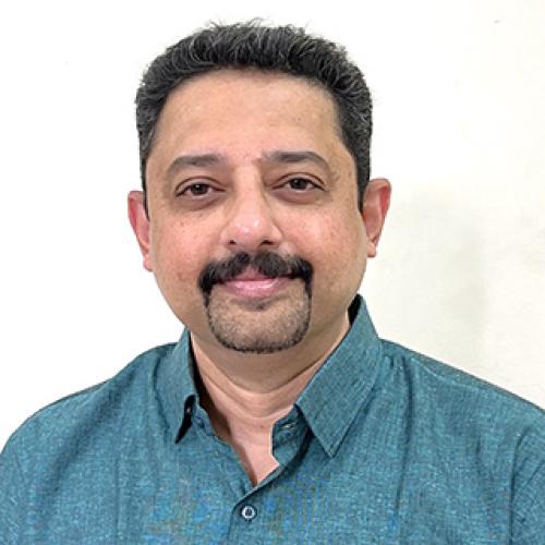 Dr R. Ramakumar